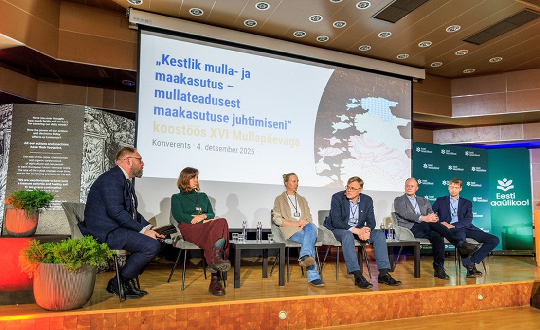 Participation at the conference “Sustainable Soil and Land Use – From Soil Science to Land Use Governance”.